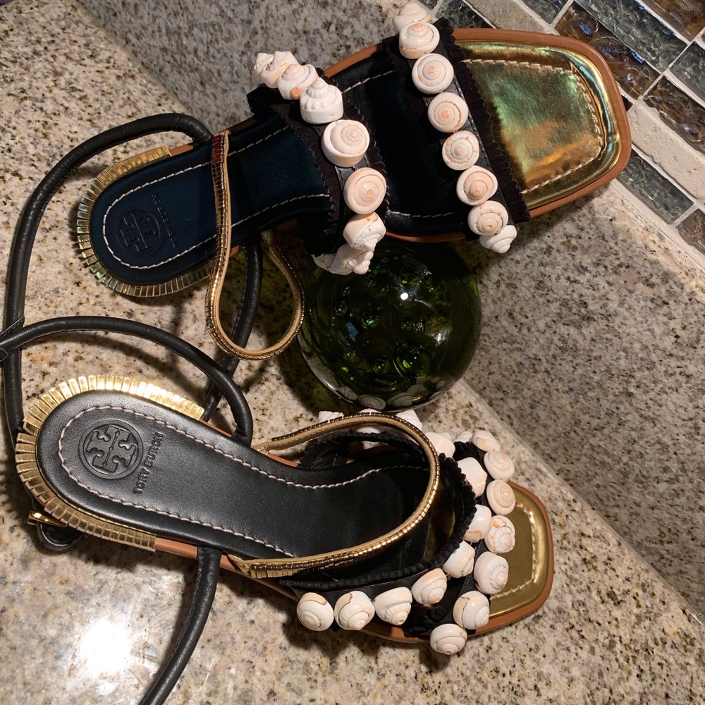 NEW🤩✨TORY BURCH SINCLAIR SEASHELL ANKLE SANDAL✨🤩